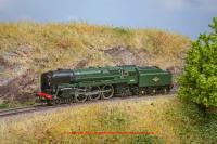 2S-017-009 Dapol Britannia Class 7MT Steam Locomotive number 70010 "Owen Glendower" in BR Unlined Green livery with Late Crest